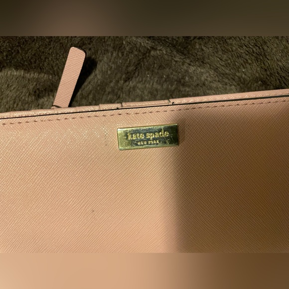 KATE SPADE WALLET - Picture 2 of 5